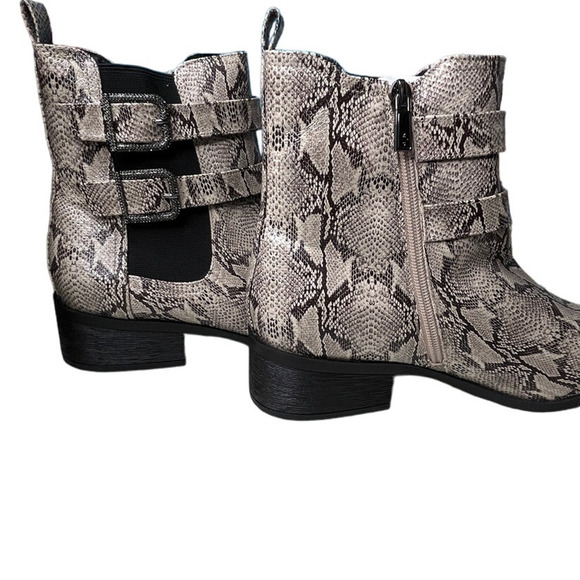 Kenneth Cole Snakeskin Design Ankle Boots - Salt Biker Jewel size 7 1/2 M - Picture 4 of 7